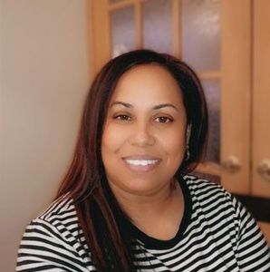 Meet your Posher, Roslyn